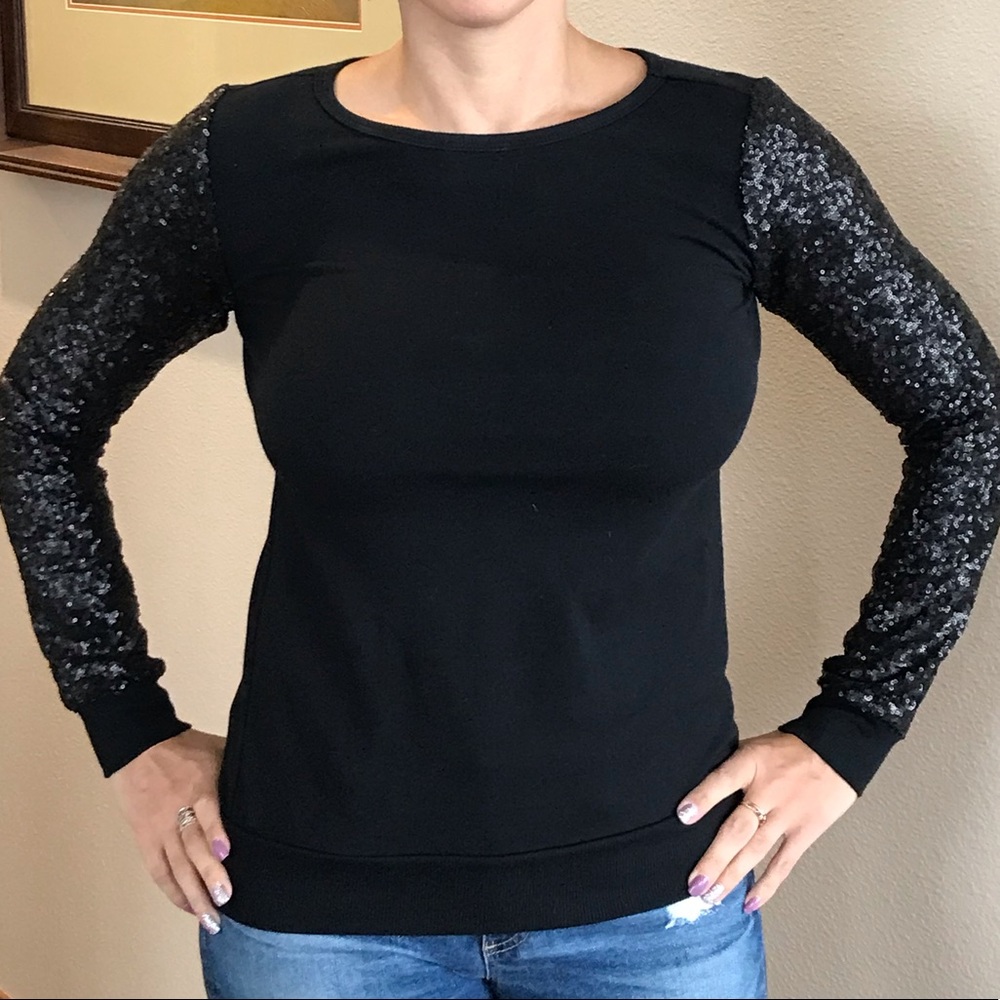 Bailey44 black sequin XS top